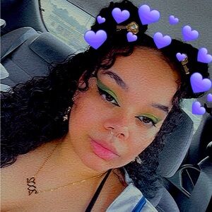 Meet your Posher, Madison